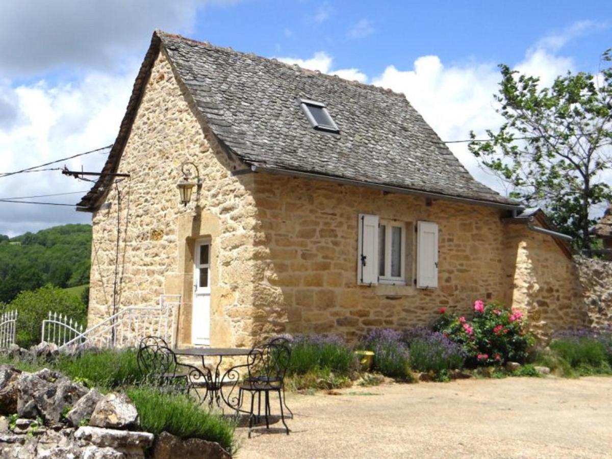 La Source Gilhodes Castelnau-de-Mandailles Exterior foto